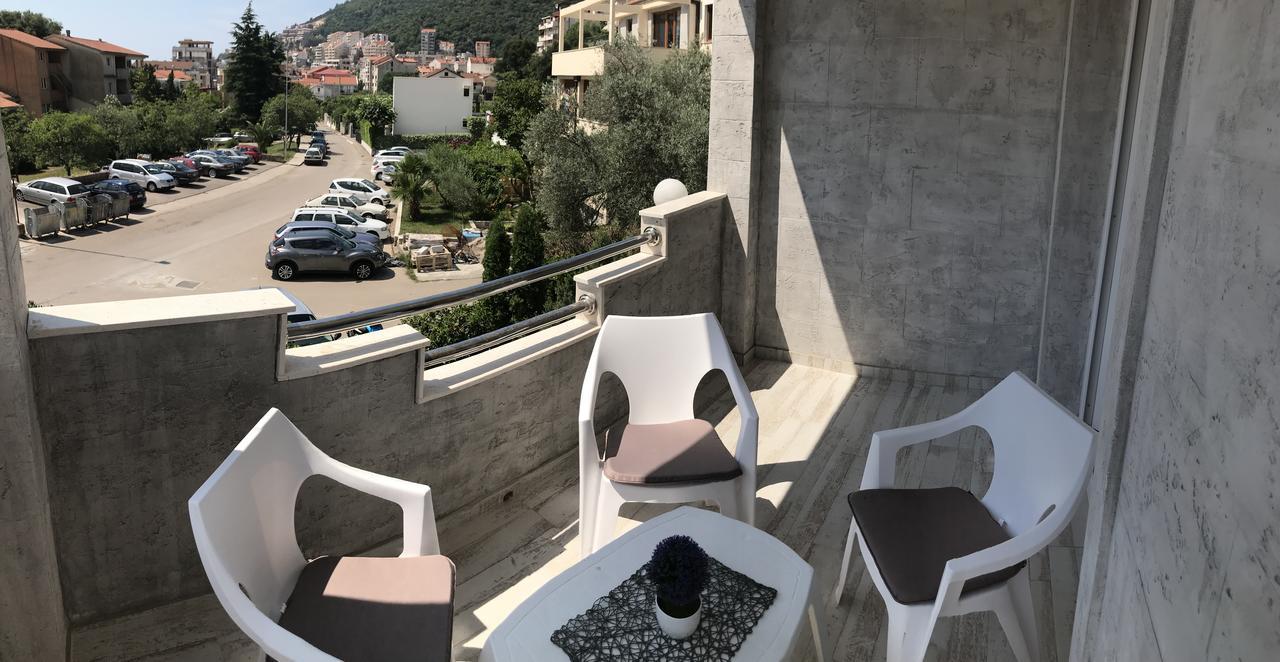 Apartments As Budva Eksteriør bilde